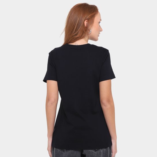 Camiseta Converse Patch Log Fit Feminina