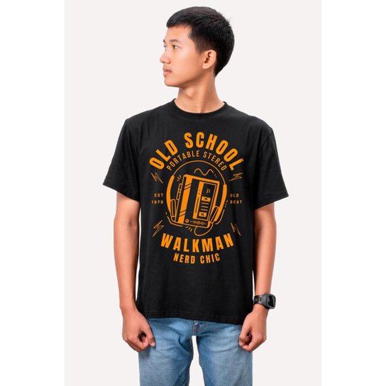 Camiseta Nerd Chic Anos 80 e 90 Geek Old School Stereo Walkman Geek