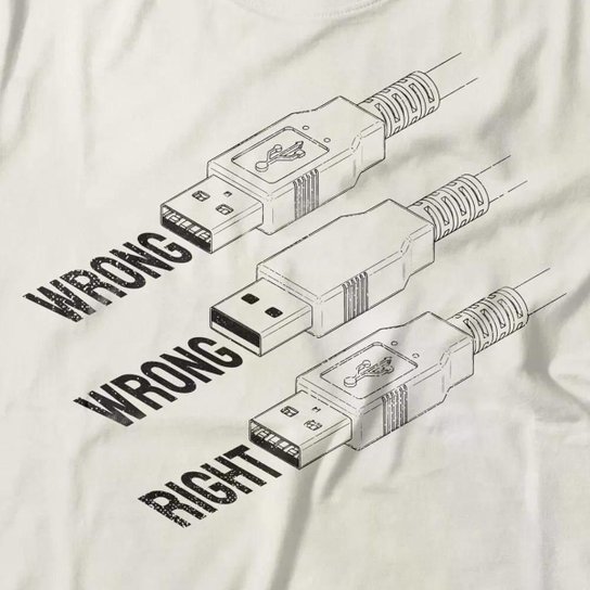 Camiseta Studio Geek Connecting USB Feminino