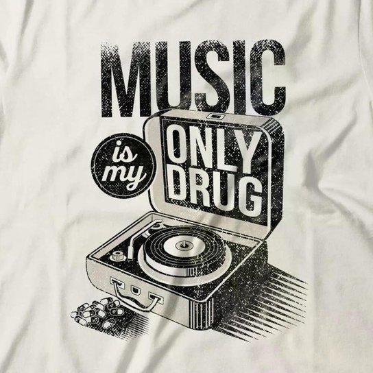 Camiseta Studio Geek Music Is My Only Drug Feminino
