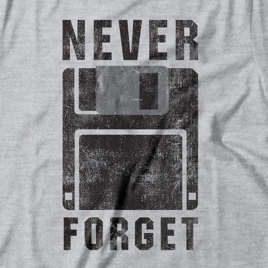 Camiseta Studio Geek Never Forget