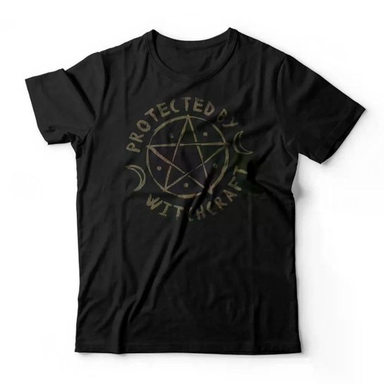 Camiseta Studio Geek Protected By Witchcraft Masculino