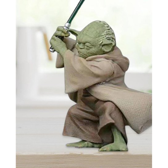 Figura Mestre Yoda Star Wars Yoda com sabre 9cm