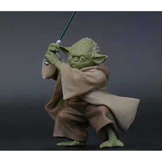 Figura Mestre Yoda Star Wars Yoda com sabre 9cm