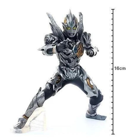 Figura Ultraman Trigger Dark Bandai Banpresto